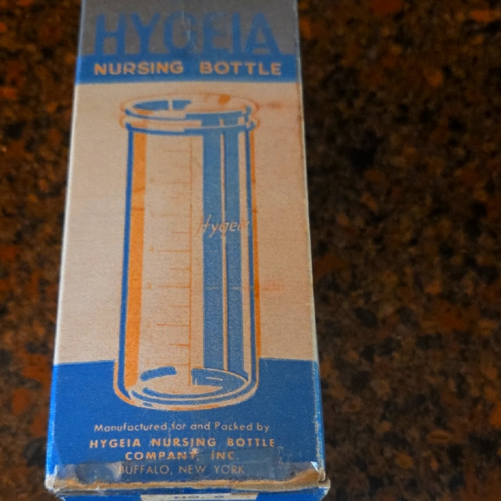 Hygeia Nursing Bottle With Blue and Orange Orginal Box